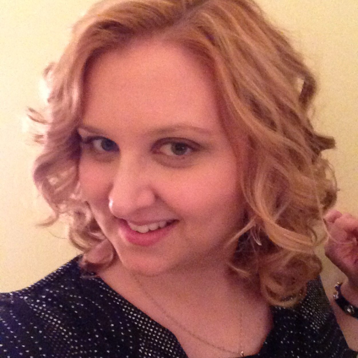Mom, wife, paralegal, gamer.
