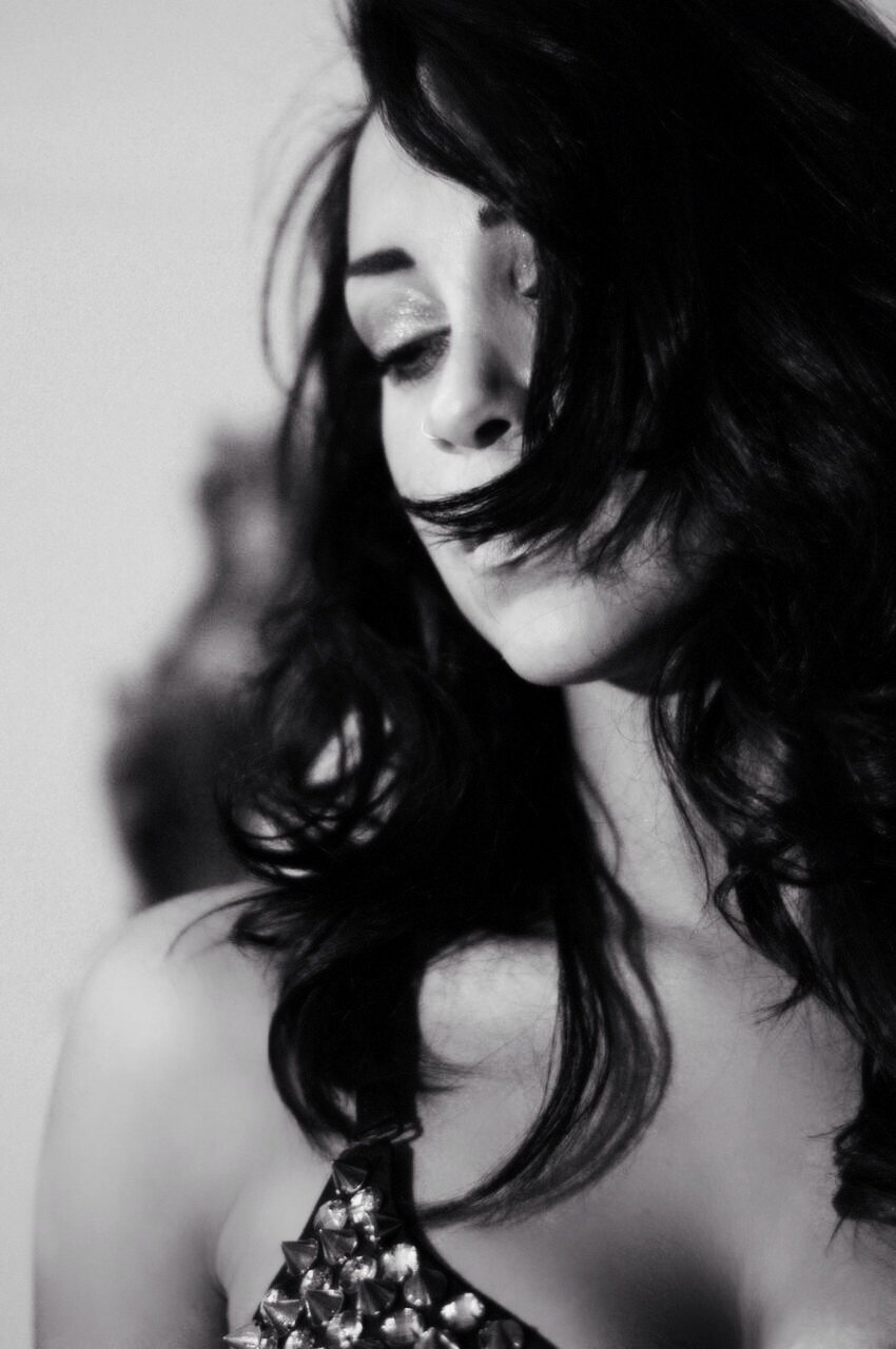 Deep | Tech | 
Underground House music 
http://t.co/SzDwe3o5Df
http://t.co/3ALceXu2c0