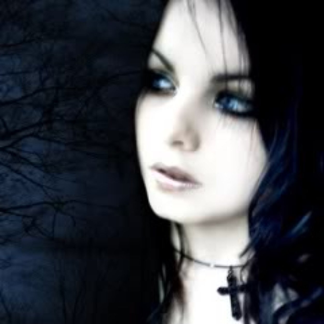 I'm Hela. I'm a 17 year old goth chick. Deal with it. |Teen! Hela RP|