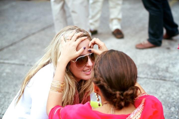 DaryaKondratey's profile picture. Rumanian, loves to know new places, meet new people. Se habla espa;ol :)