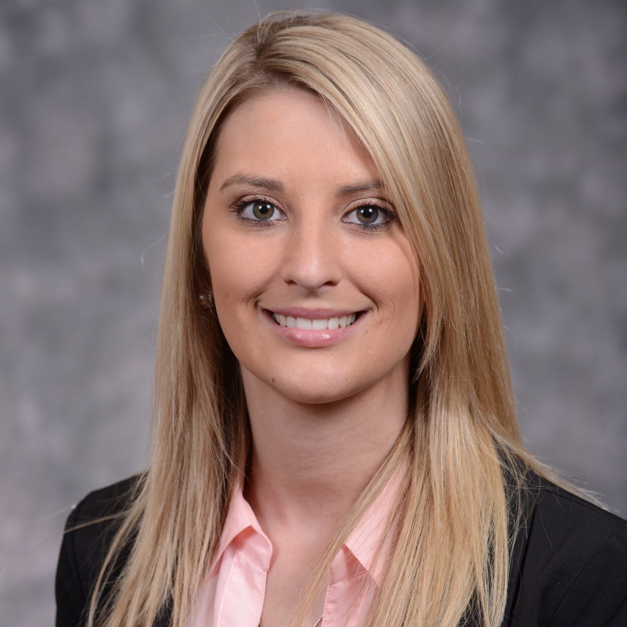 MBA International Business. M.A. Marketing. Finance, Operations Management, Recruitment, Marketing, Social Media, Paralegal. Spanish/English. Travel