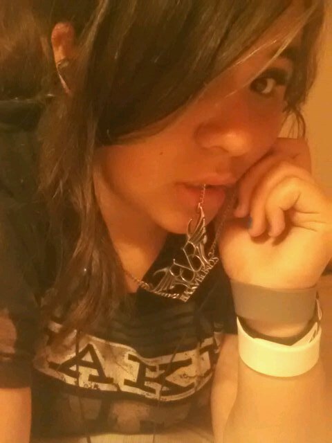 just a band whore who is in love with Christian Coma ♥♥♥♥