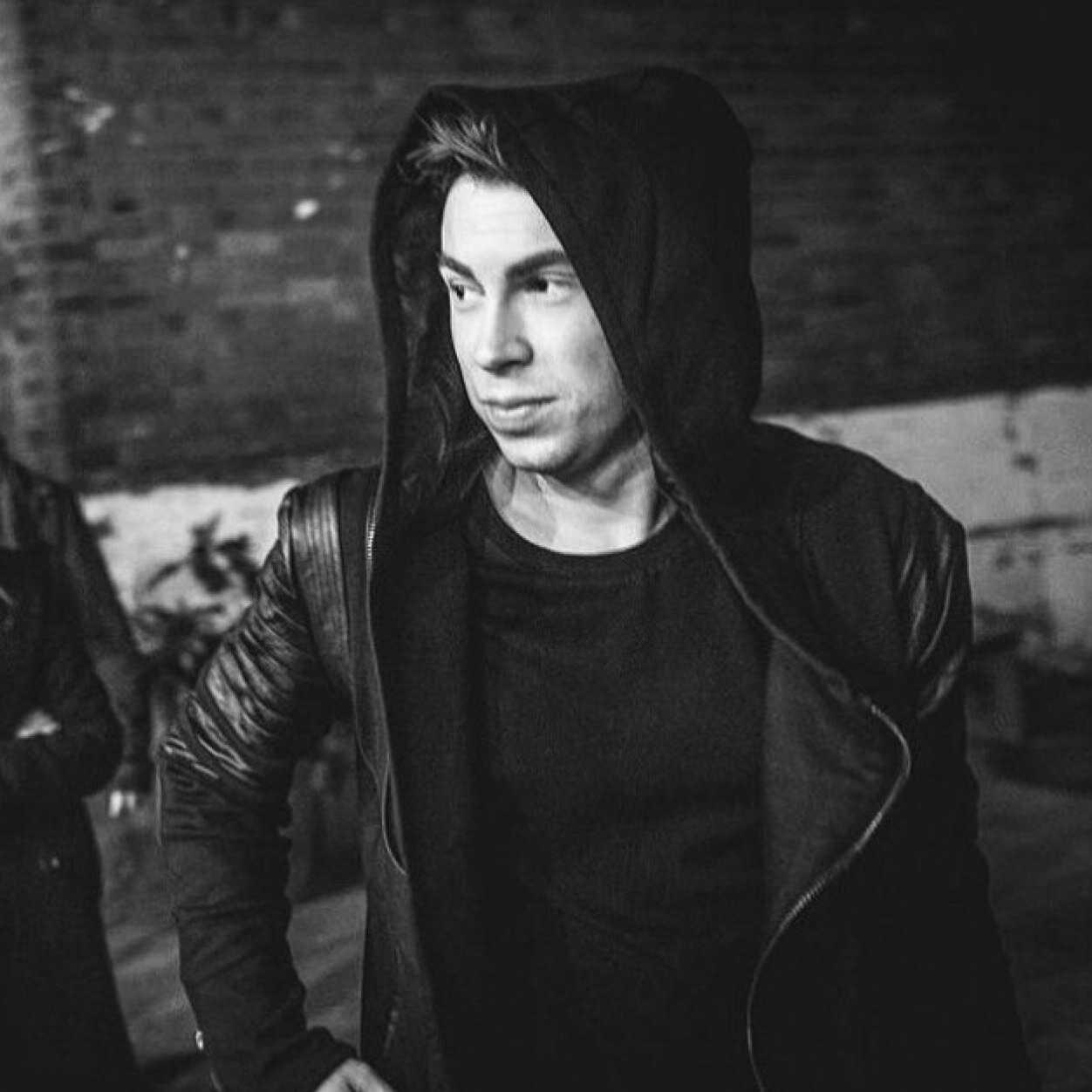 Go hardwell or go home. Eat, sleep, @HARDWELL, Repeat! If you can dream it, you can do it #HardwellFamily 16/07/16