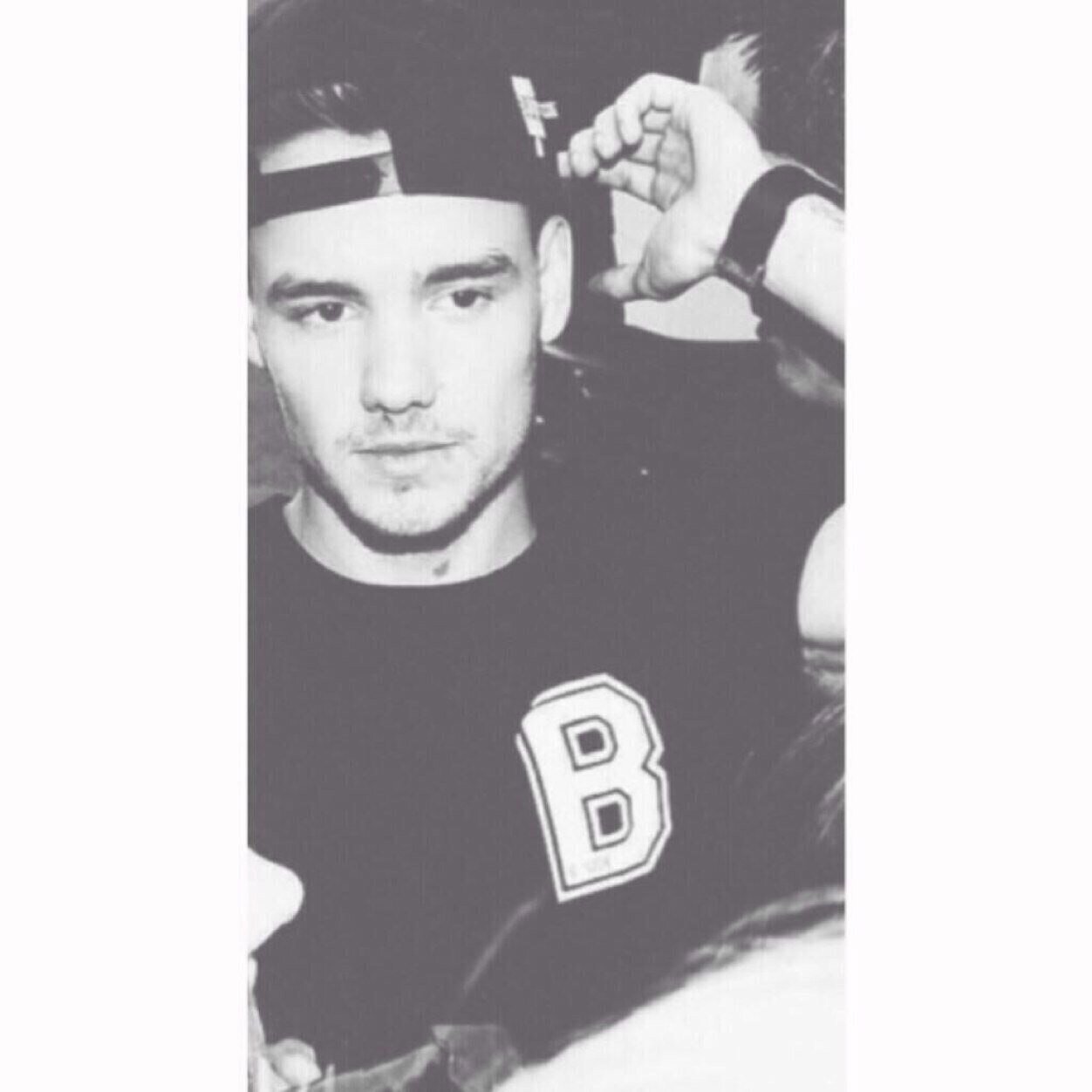 ♡ DONT FOLLOW THIS ACCOUNT: FOLLOW @__sohappily She follows back every time!♡
