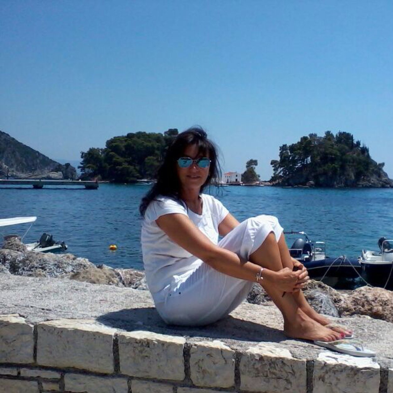 mare_egeo's profile picture. There is always another side, always.             Gatti Grecia Gennaro non necessariamente in questo ordine.                                           ITALIA