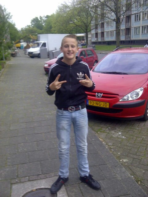 volg nieuwe acc @GinoMes_