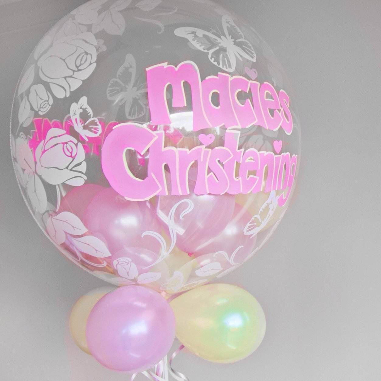 Balloon Artist. Personalising any type of party or corporate event. Facebook: Kelly's Balloons / BalloonsByKelly