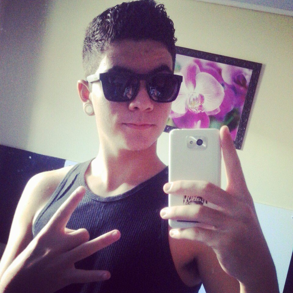 e se eu não posso dizer que te amo,prefiro não dizer nada!