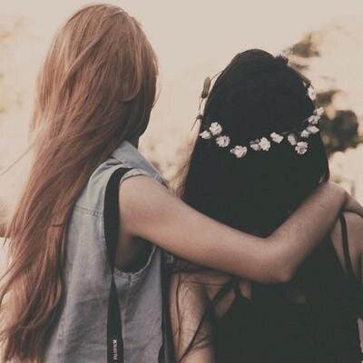 jdksljfas's profile picture. 0/5 and yup, I don't have a photo with any of my idols, #Sorrynotsorry