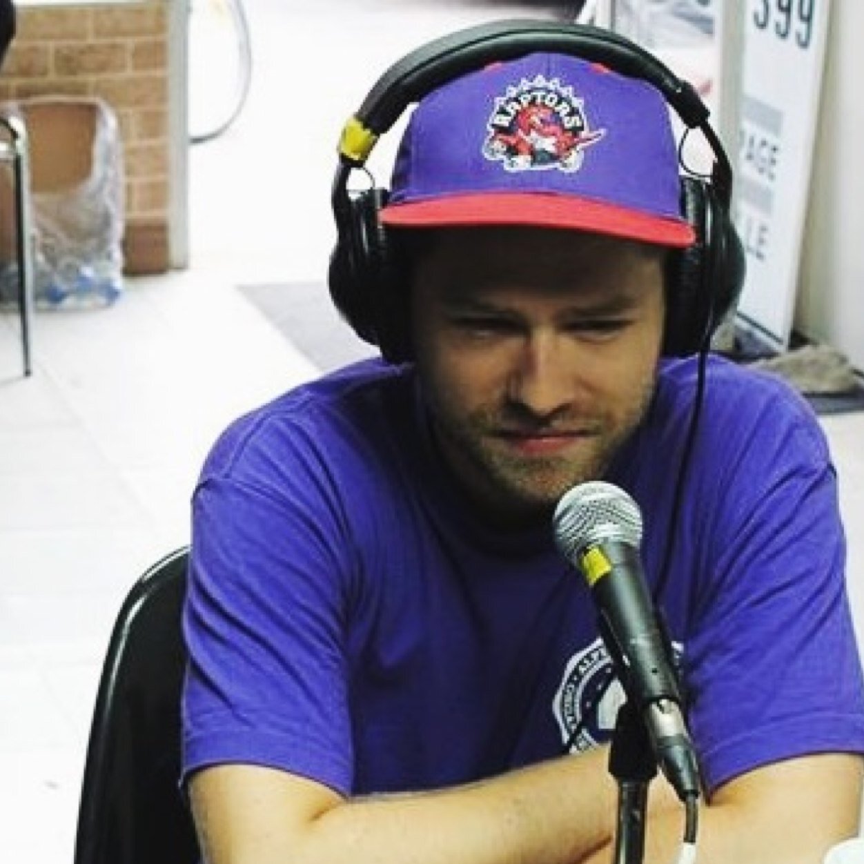 vncntdsjrdns's profile picture. Enfant du 56k, #dadlyfe, meme & emojis lord niveau 7, Technicien numérique/digital technicien @iciottawa @CBCOttawa