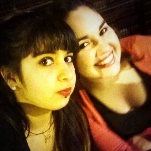 Morena & Guada 3 Laas Amo :)
