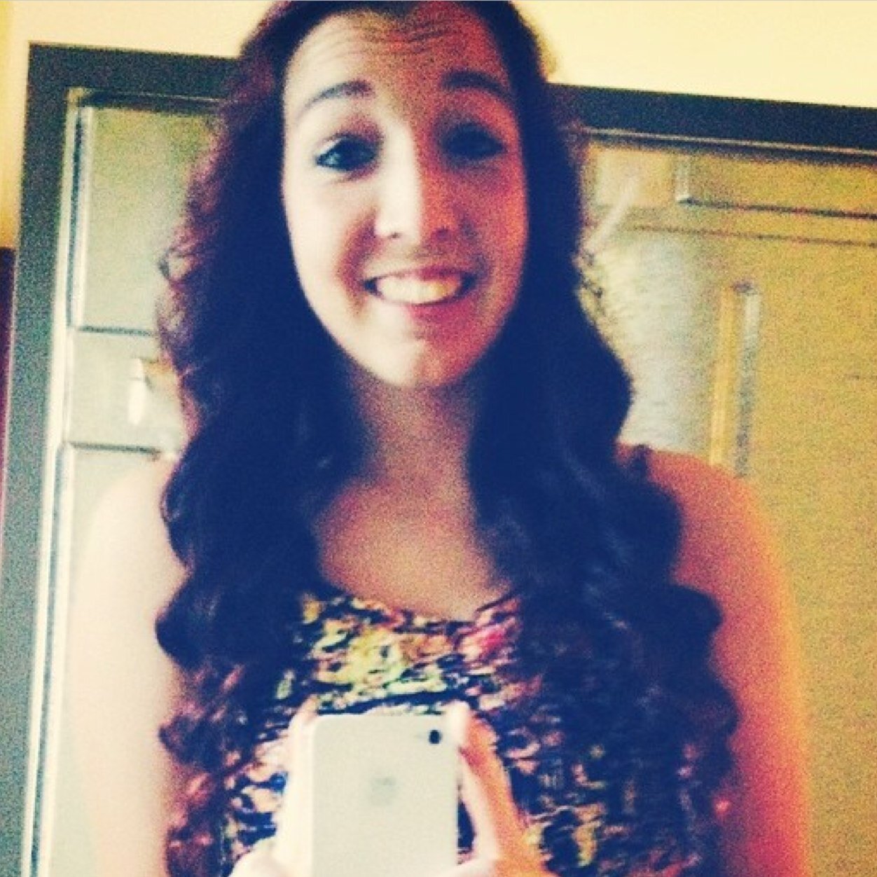 savvydenell's profile picture. I have no idea how to use twitter.