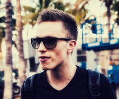Nicky Romero Argentina
Nicky followed me on 09-05-14 ♥