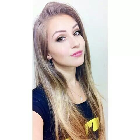 Falo sobre tudo, sinceridade 1°lugar.. Me segue? retribuo sempre ♡