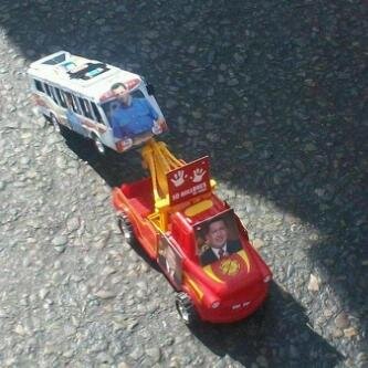Chavista hasta la médula. Con el hijo de Chávez. Al dar la cara,salí d la empresa privada como 1 corcho.Mis convicciones más fuertes que torcedura de brazos