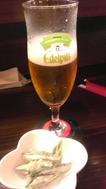 curtainofsky's profile picture. 疾走感好き、遠い昔ハモンド弾き(Jon Lordが理想)。よく聴くもの:BABYMETAL, Deep Purple, Ozzy Osbourne, Rainbow, Van Halen, Dreamtheater, Extreme, など。数年前から高血圧対策でボウリングをはじめる。苦手:不寛容とgrowl