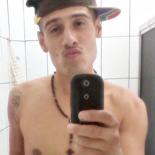 caioqq's profile picture. Mil cairão ao teu lado, e dez mil, à tua direita, mas tu não serás atingido. Disciplina é liberdade; Compaixão é fortaleza; Ter bondade é ter coragem.