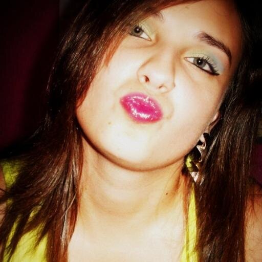 Vamos virar garrafas, quebrar as regras e pedir mais ♪'
