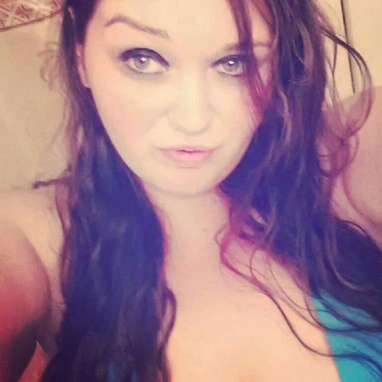The name is Ashley!!! Cool and down ass bitch. I can be your best friend or worst enemy depends on you. 23 is the age!