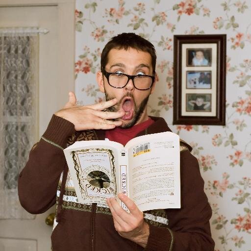 Pour Rire, Choquer et Emouvoir. http://t.co/M8ggw7umwb