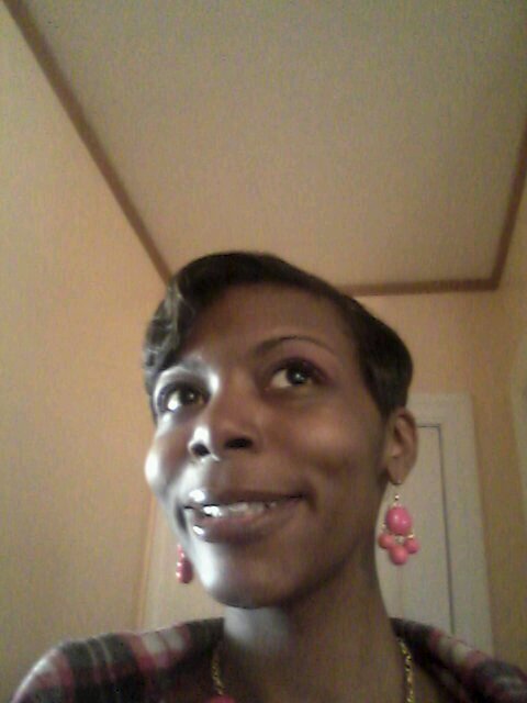 i am 24 lookin for kool ppl only no bs just fun n convo. im str8 up bt,kind God bless n live ur life like everyday is ur last.
