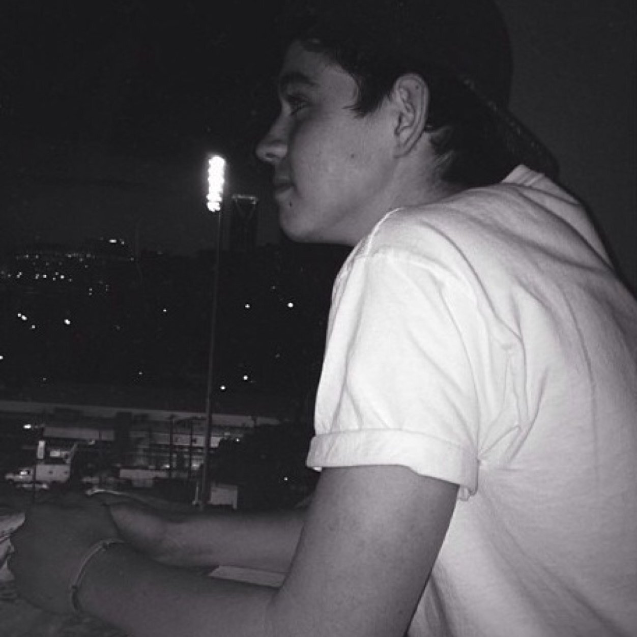 magcon900's profile picture. 