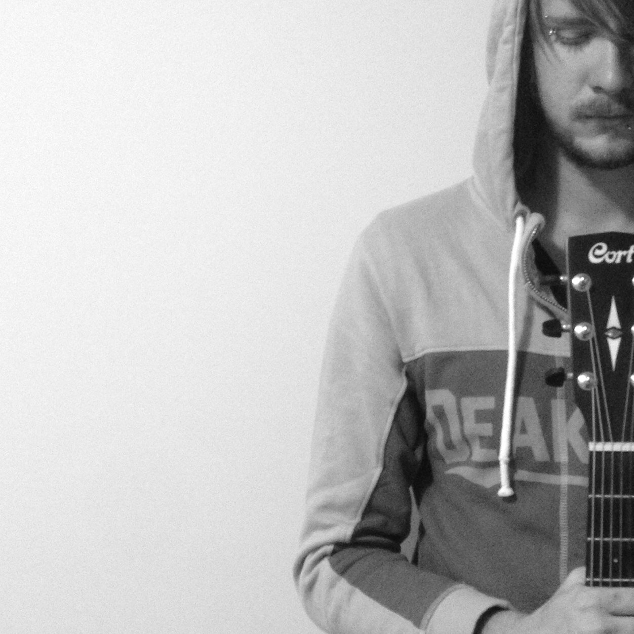 Ash_Duck's profile picture. #Guitarist. Solo artist. Follow me on Facebook & ill follow you back!
https://t.co/qF0nB4DOqr