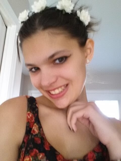 HarleighLukaart's profile picture. I'm your average girl i love my bands and my favorite band is MCR even if they broke up they are still the beautiful killjoys and i adore them for that.