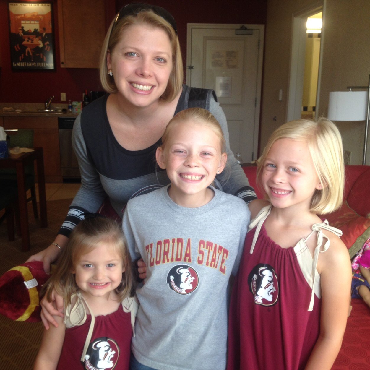 MandySouthshore's profile picture. 