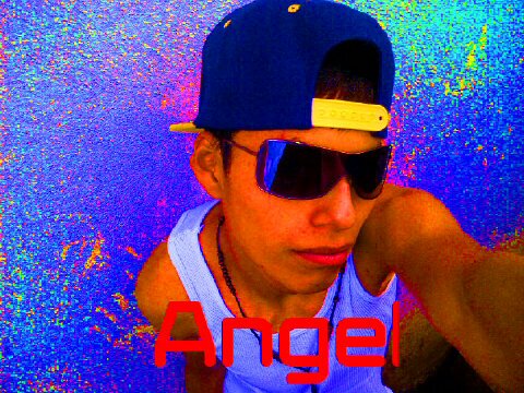 Me Gusta ser amigable, ser cincero, y ser de lo maximo con todos,, y me gustan las fiestas, y la musica electronic y el hip-hop,,,!!!