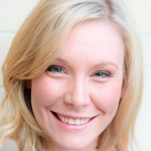 fortunateheidi's profile picture. 