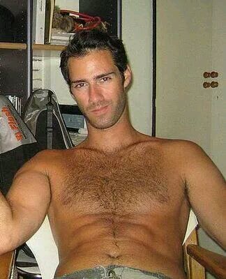 yuberzamugri's profile picture. 