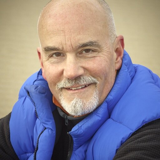 Passionate about helping CEOs, playing tennis, doing fine art photography, travel, all things Keto, making sourdough, vegetable gardening & upping health span.