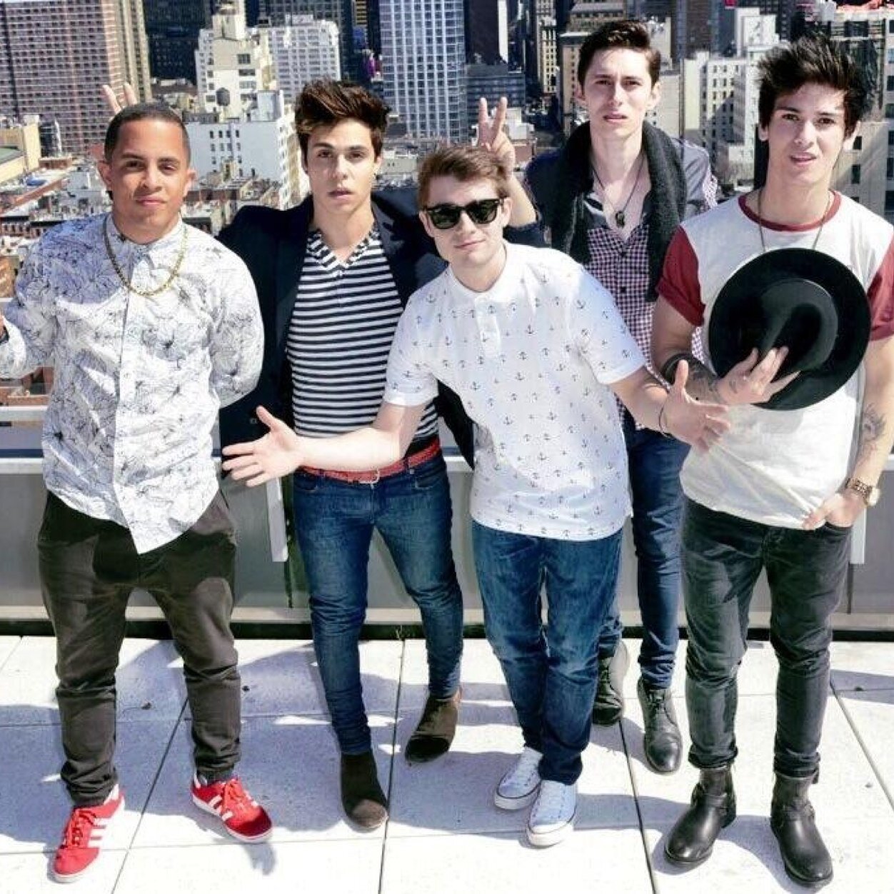 Bievenidos! al Primer y Unico Fan club oficial de @ItsMidnightRed (1/5) en PANAMA