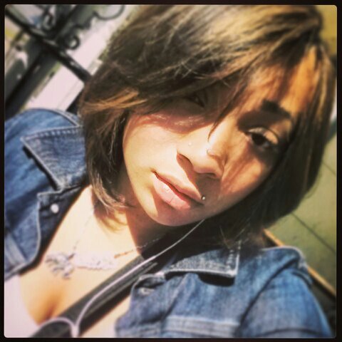 ImaThickLightSkinRedBone!
Taken... A Women that always kno wat she want!