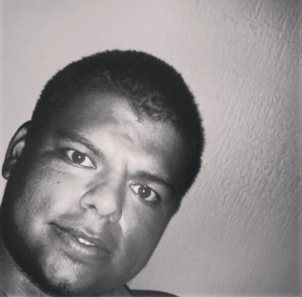 Hacerte reír es mi placer! Me dejas de seguir y te dejo de seguir! https://t.co/oZ4uCMc0pS