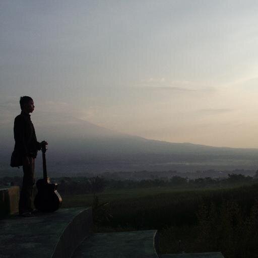 Manusia Bodoh yang tak kunjung Pandai
                Psychology 2010
                     .: Rä Hìéf :.