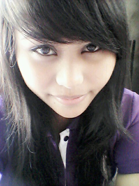 AnggainiValent's profile picture. ♥ Big Famlly, ♥ My Freinds, ♥ My Dear :*  Path Valencia Anggaini