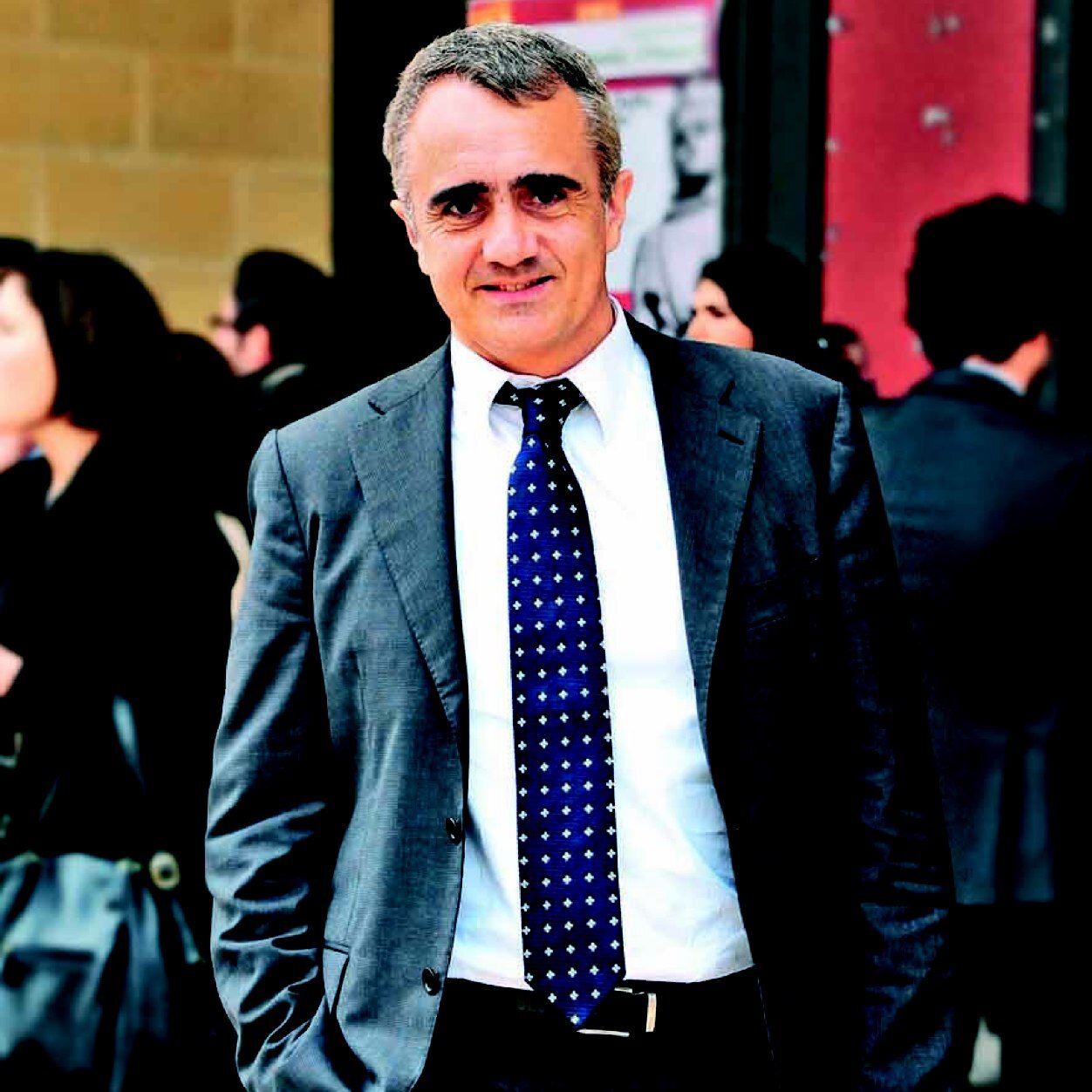 Candidado al Parlamento Europeo nella circoscrizione meridionale nella lista NCD-UDC. Prof. di diritto costituzionale comparato all'Università del Salento.