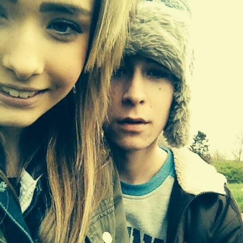 Love1000Yolo's profile picture. Random tweets- follow and I will follow back.