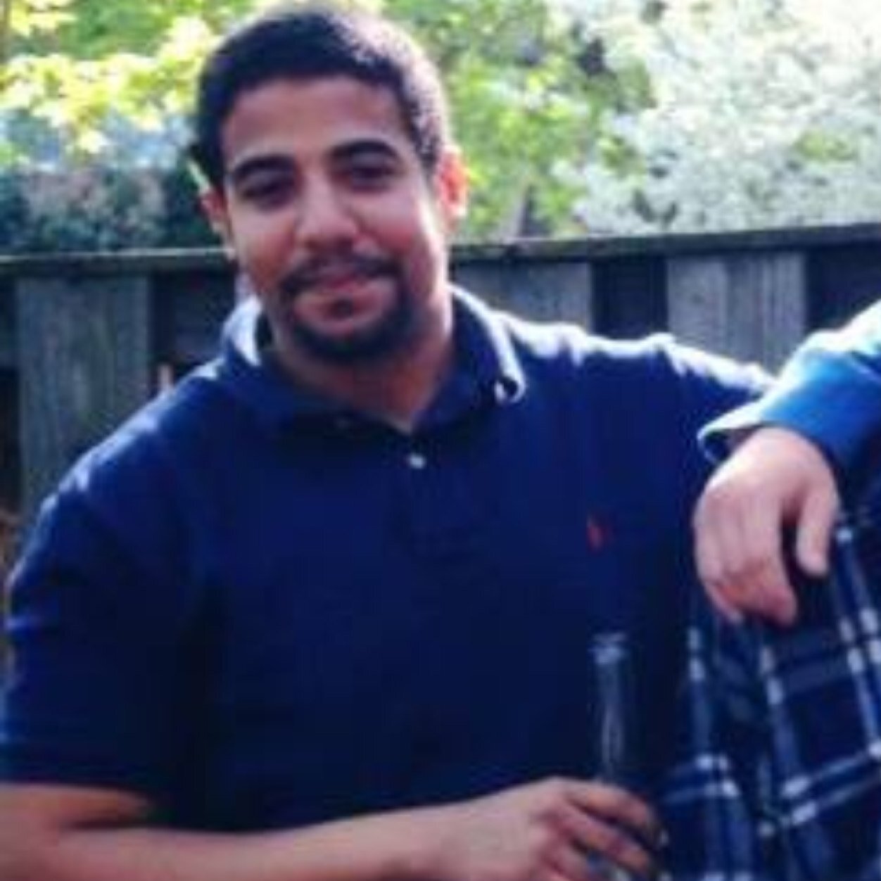 Meds_Abida's profile picture. 