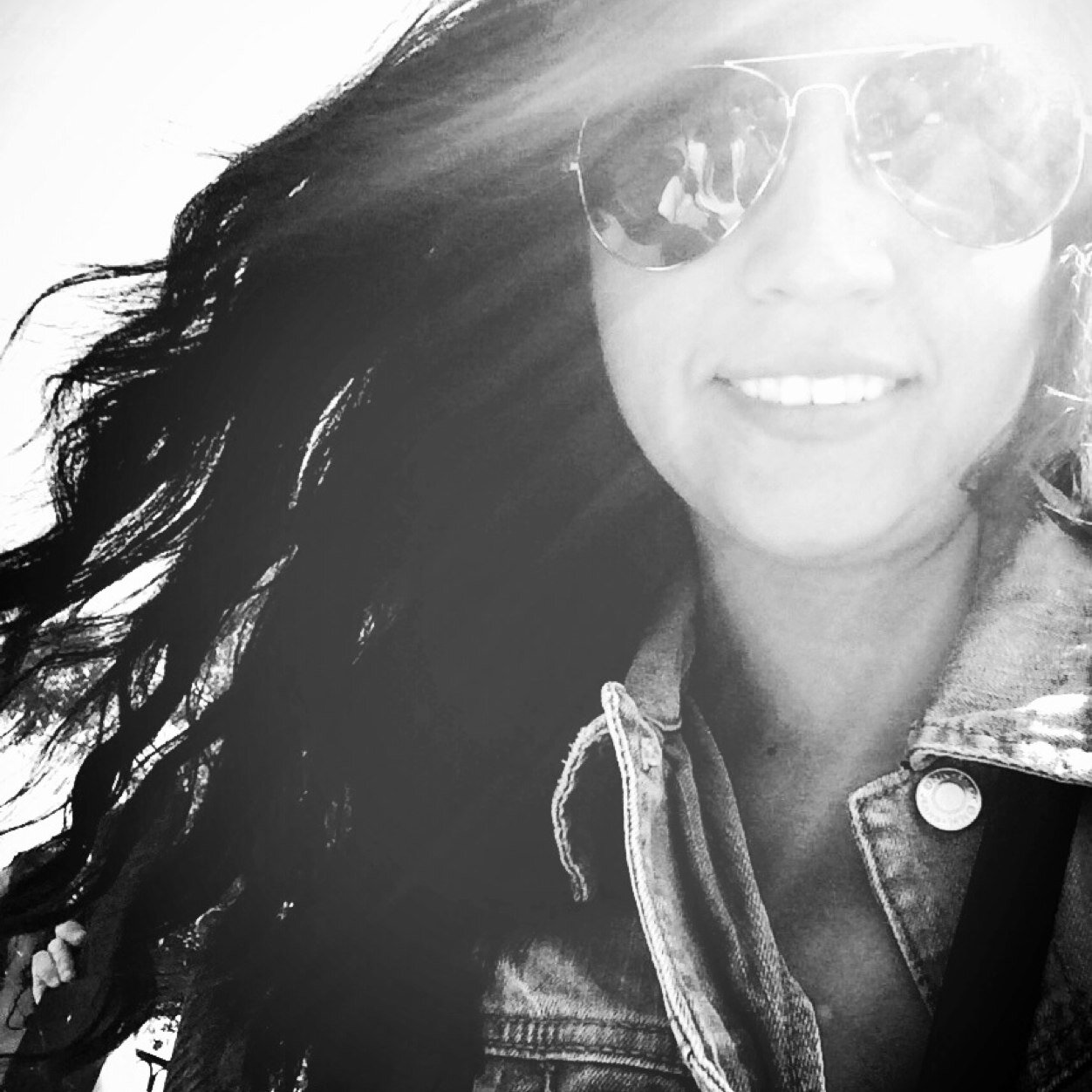 adriolmos's profile picture. Vestuarista & Diseñadora de Modas. Amante del diseño mexicano, joyería artesanal, música y baile. Sonrío a la menor provocación!