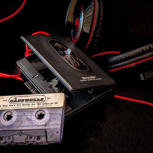 SlowAndDirty's profile picture. An old fashioned radio broadcast where Kye and the music vie to interrupt Stew.