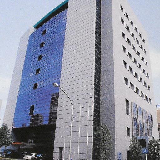 貸会議室、ホール、音楽スタジオ、ギャラリーなどの施設や、労働、生活、文化教養、健康をキーワードとした講座を開催しています。