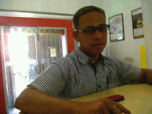 unan_v's profile picture. 