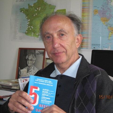CapsuPresident's profile picture. Auteur des "5 gestes qui sauvent" en 1967 
Lauréat de la Fondation de la Vocation 
Président du CAPSU (1975)
50 ans de Secourisme dans MEMOIRES D'UN SECOURISTE