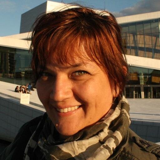 Journalist. Digital comm expert. @ggdmilano team. Co-author of the ebook “109 cose da instagrammare a Milano” (109 things to instagram in Milan).