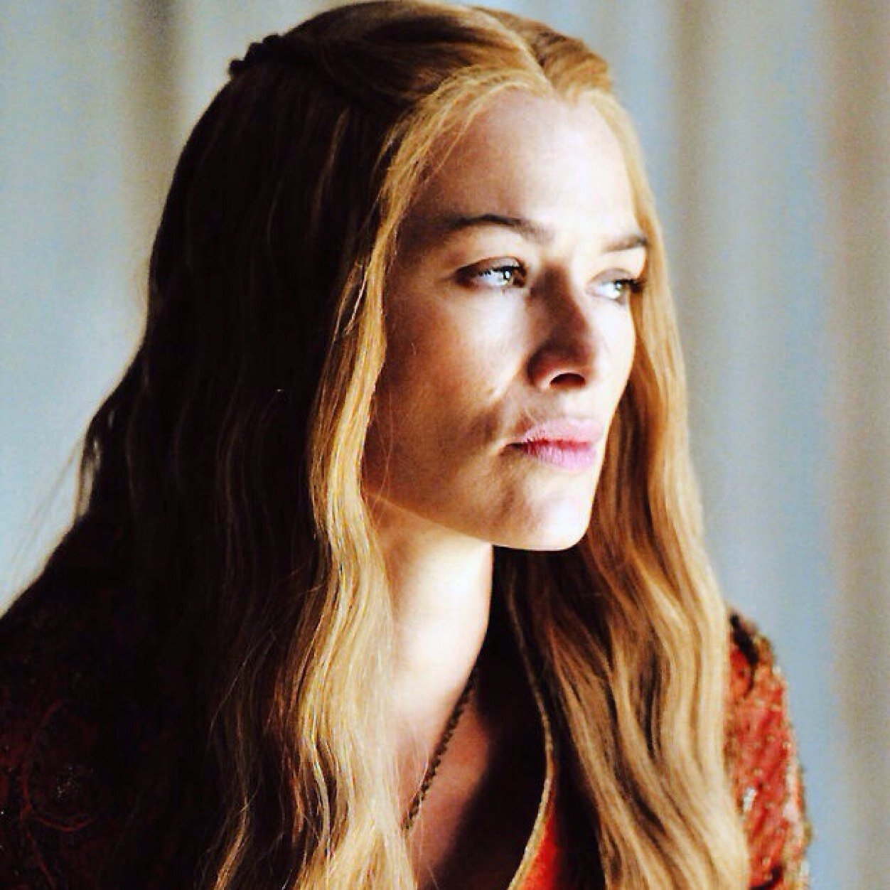 Hunger Games and Game of Thrones. Valar Morghuli.