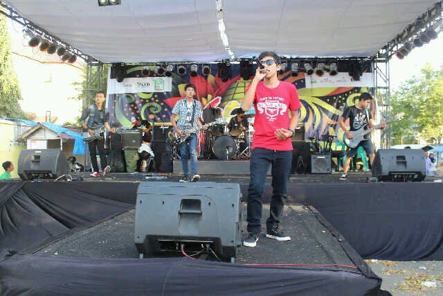 DeliverOfficial's profile picture. | Syahrul @arul_rmdn | Ikbal @ahmadikbal92 | Ryan @Ryan_Areska | Muji @muji_arreza | Manajer : Irvan @Van_roky | CP: 085277625584