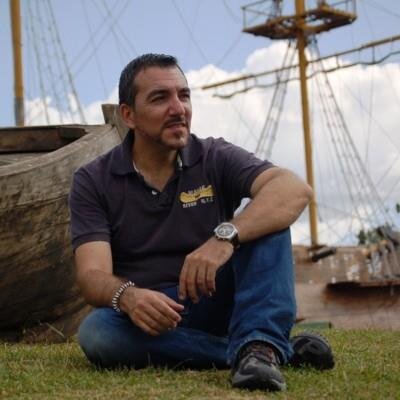 Sognando un mondo migliore.
Dreaming of a better world.
Soñando un mundo mejor.